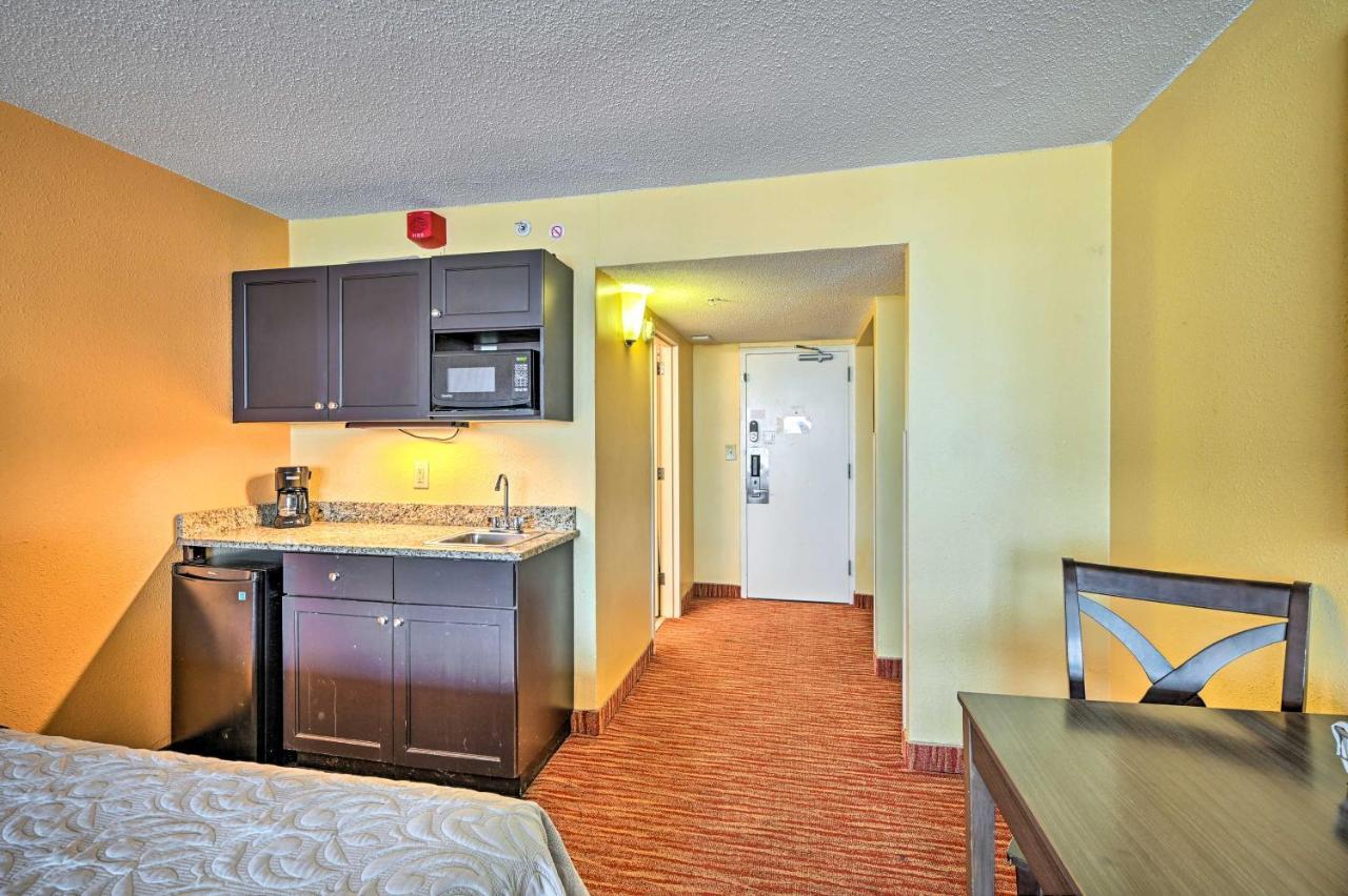 Convenient Myrtle Beach Studio With Balcony! Экстерьер фото